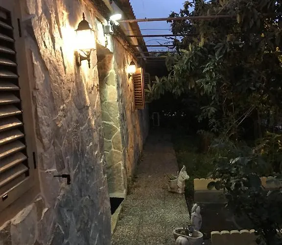 加那利伊利莎酒店